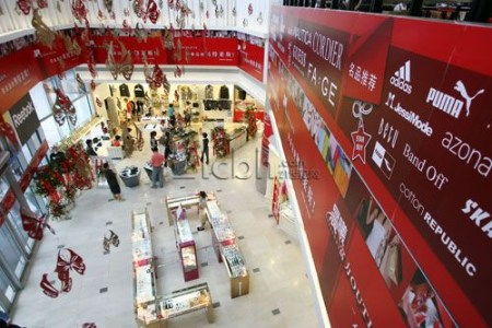 折扣與二手經(jīng)濟(jì) 服裝營(yíng)銷(xiāo)中的價(jià)格革命與百貨業(yè)挑戰(zhàn)